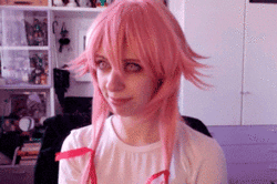 EZ7Azxw.gif